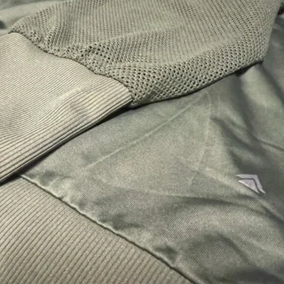 Cali Sport + Mesh olive green Size L hooded Jacket - Picture 6 of 6